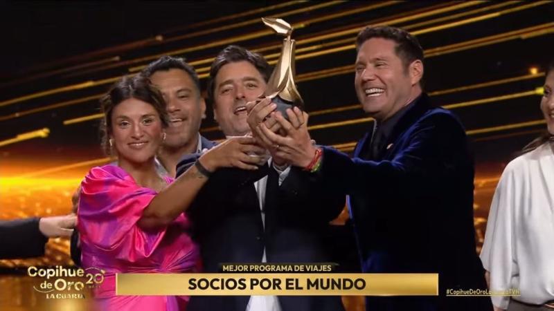 TVN - Pancho Saavedra y Jorge Zabaleta en los Copihue de Oro