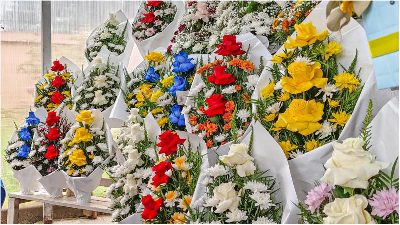 Agencia Uno - Flores del cementerio de Talcahuano
