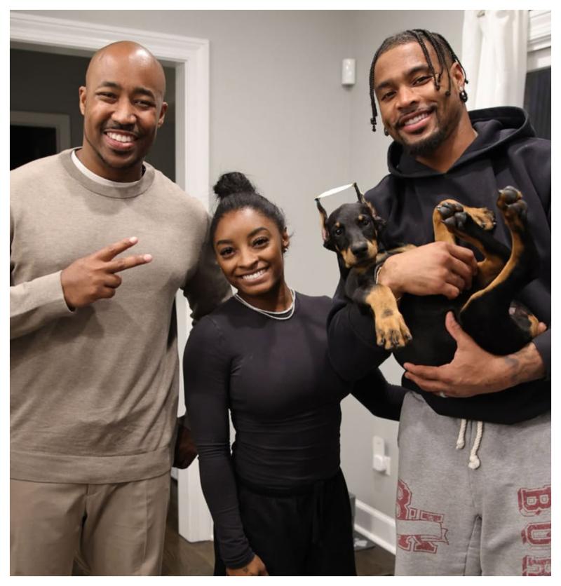 Acusan a Simone Biles de cortarle las orejas a su perro - Instagram (@regalempiredobermans)