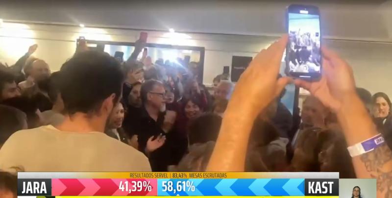 T13 - El momento en que Jara asumió su derrota junto a sus adherentes y miembros de su comando