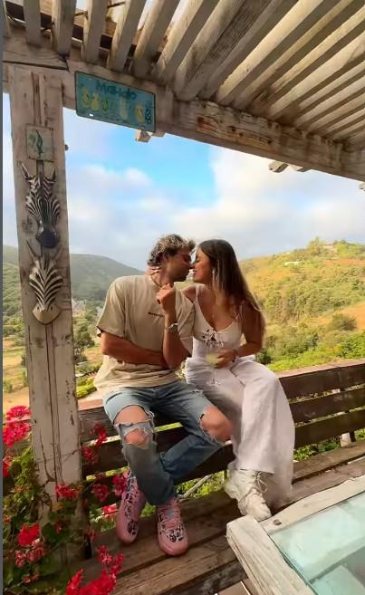 Joaquín Méndez junto a su pareja - captura de redes