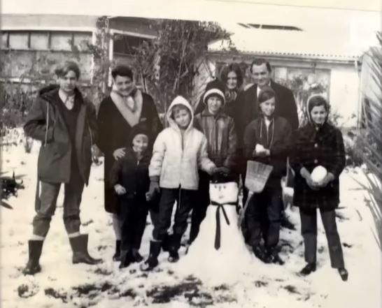 Canal 13 - La familia Kast