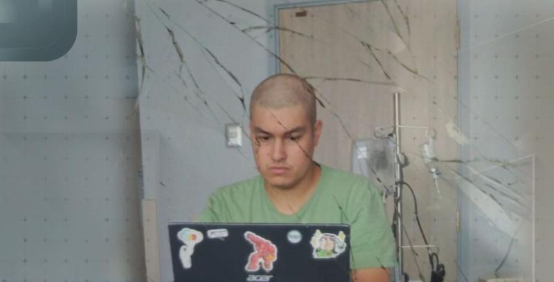 T13 - Denuncian que joven fue expulsado de la Armada tras vencer el cáncer