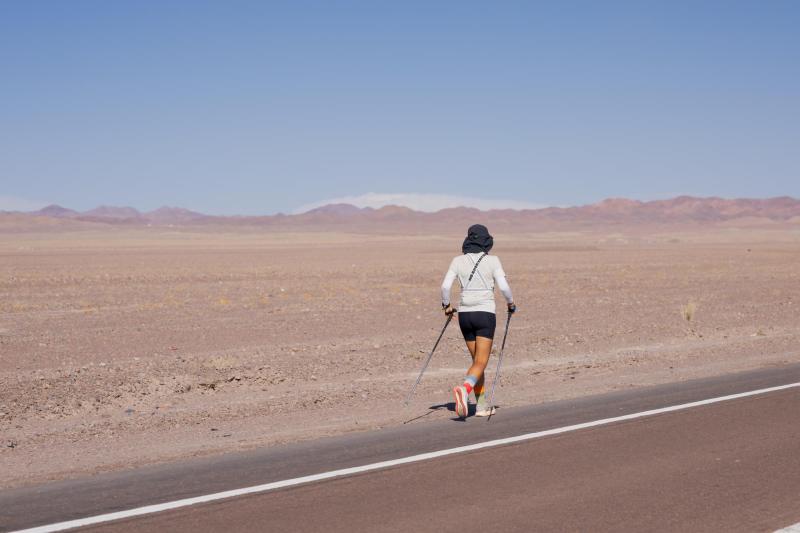 Valentina Henríquez, la atleta que atravesó 500 kilómetros del desierto de Atacama: tardó más de 142 horas