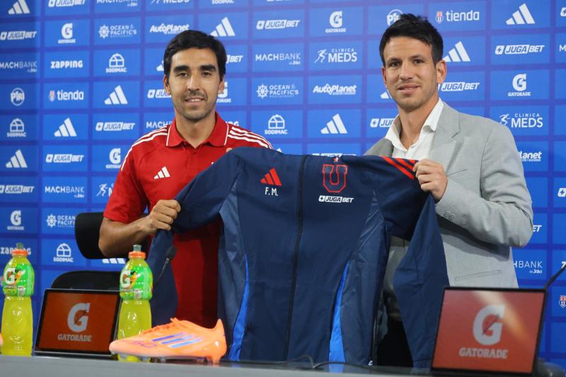 Presentación Francisco Meneghini en Universidad de Chile - Photosport