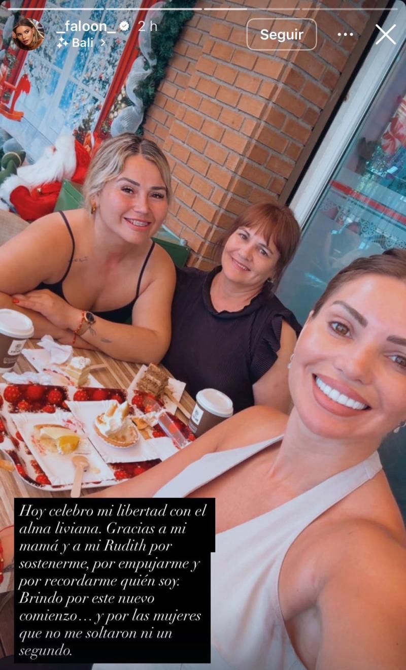 Instagram - Faloon Larraguibel junto a su amiga y su madre