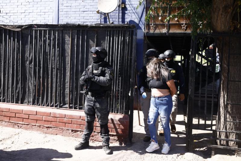 Gentileza - Intenso operativo antidrogas en Peñaflor