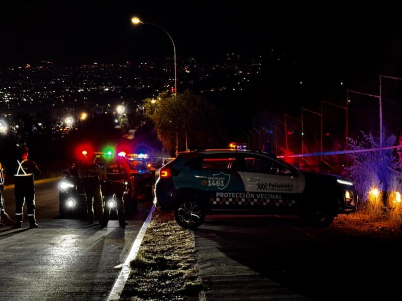 Encuentran a hombre maniatado y baleado fuera de Universidad Adolfo Ibáñez | T13