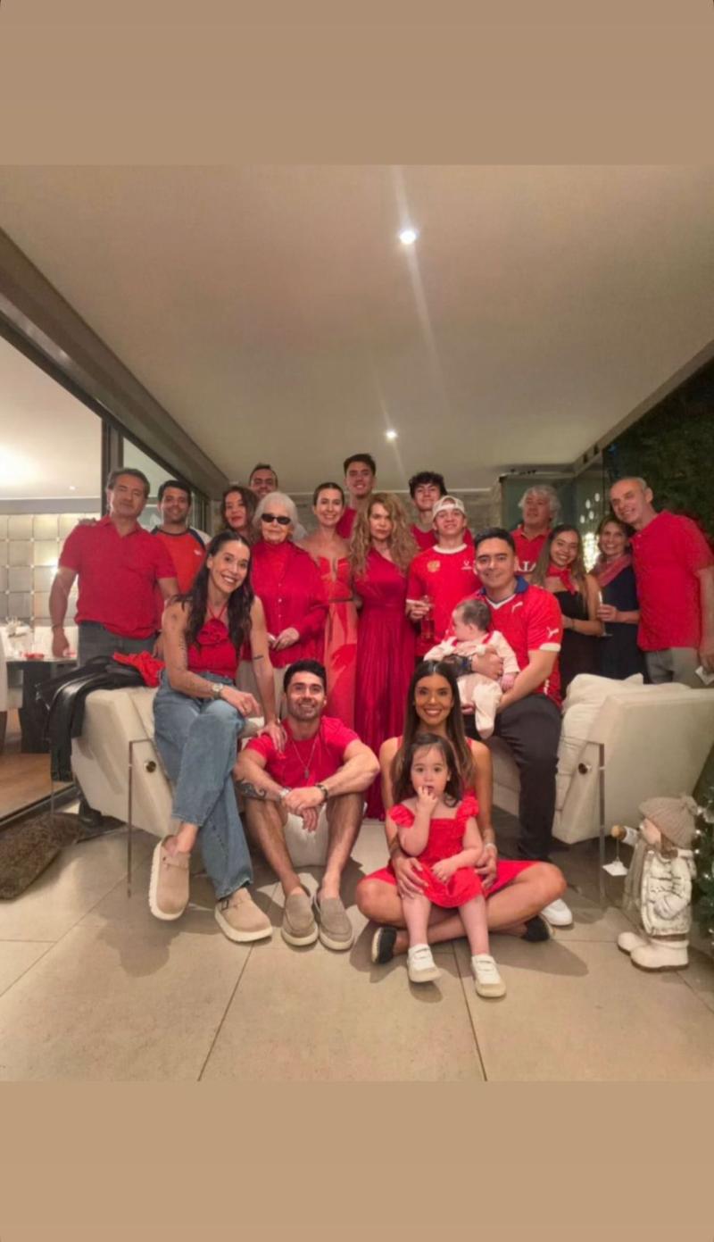 Instagram - Vale Roth