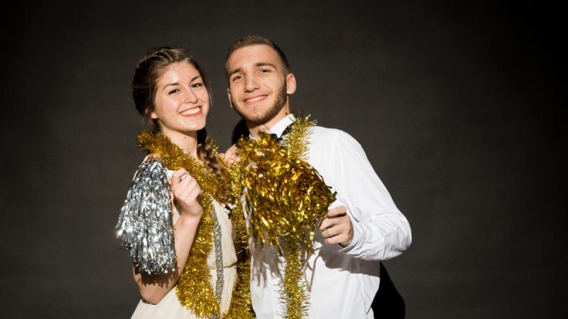 Qué representa cada color para el Año Nuevo - referencial freepik