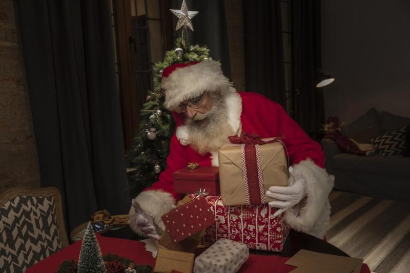 Freepik - Viejito Pascuero