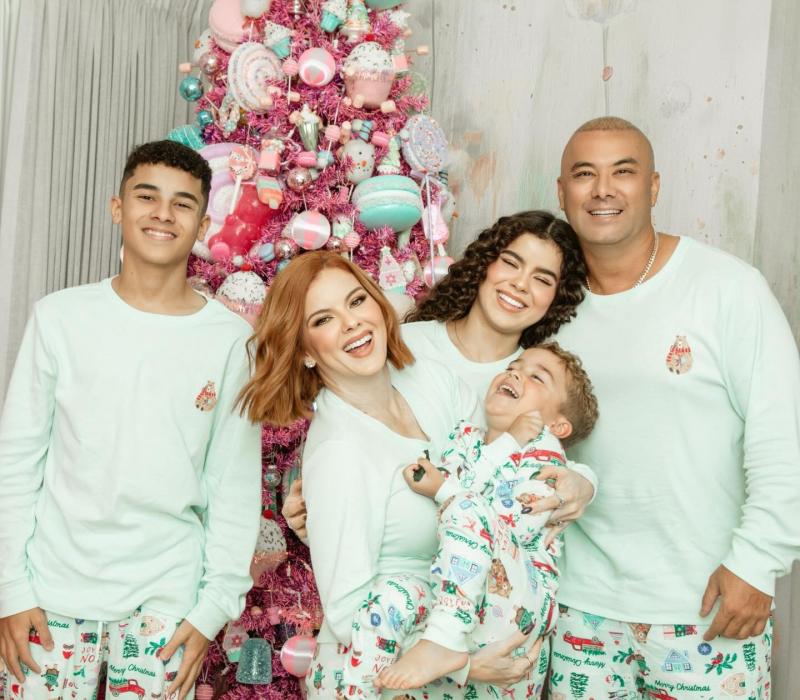 Instagram - Wisin y su familia