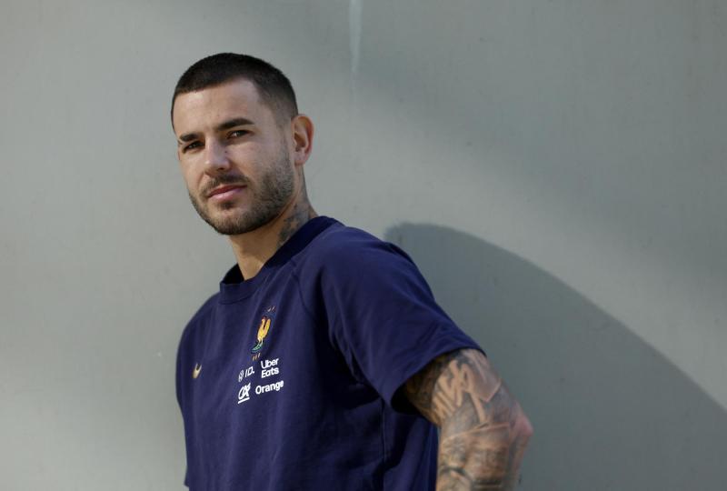 La denuncia contra el futbolista francés, Lucas Hernández - AFP