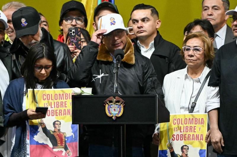 AFP - Gustavo Petro, Presidente de Colombia, se comunicó con Donald Trump