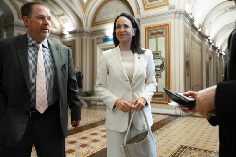 AFP - Trump recibió a Machado en la Casa Blanca
