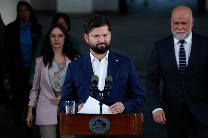 Presidente Gabriel Boric condena intervención estadounidense a Venezuela: "La crisis venezolana debe resolverse mediante el diálogo" - Agencia Uno