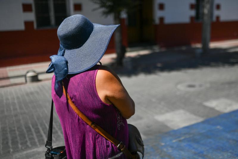 Agencia Uno - “Con 33 grados en San Felipe”: Lo ola de calor golpea tanto a San Felipe que ya cocinan huevos en la calle"