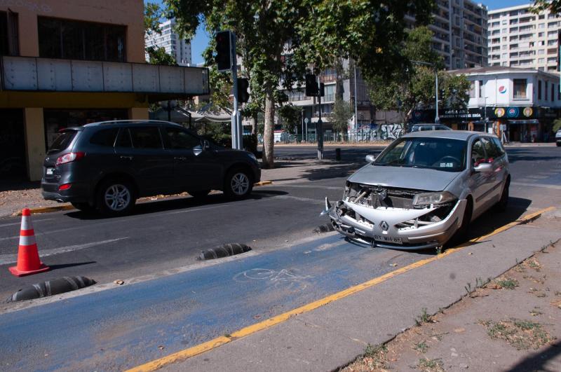 Agencia Uno - Conductor ebrio chocó con carabinero en moto