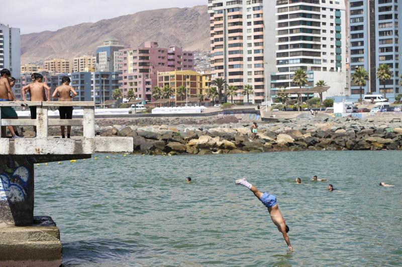 Agencia Uno - Muertes en playas de Chile aumentan 100 % respecto a 2025: autoridades llaman a extremar precauciones