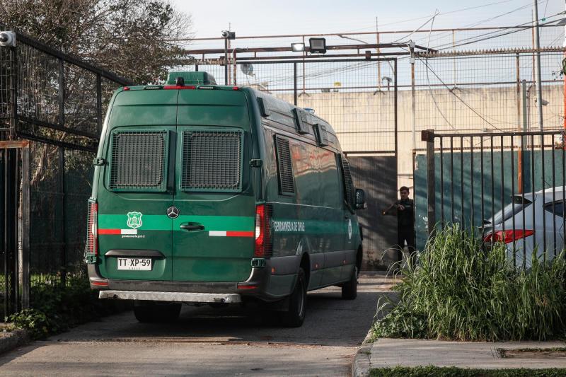 Detienen a siete gendarmes en Puerto Montt - referencial Aton