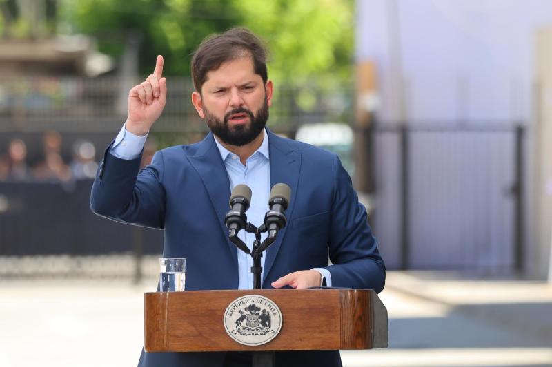 Aton- Presidente Gabriel Boric