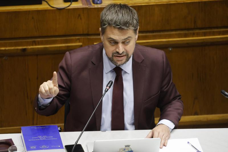 Aton- Diputado Daniel Manouchehri (PS)