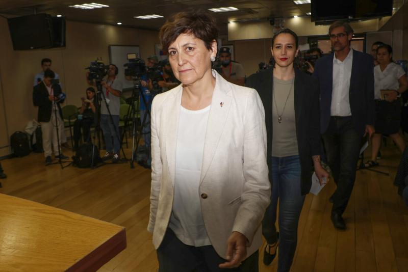 Aton - Ministra de Salud, Ximena Aguilera