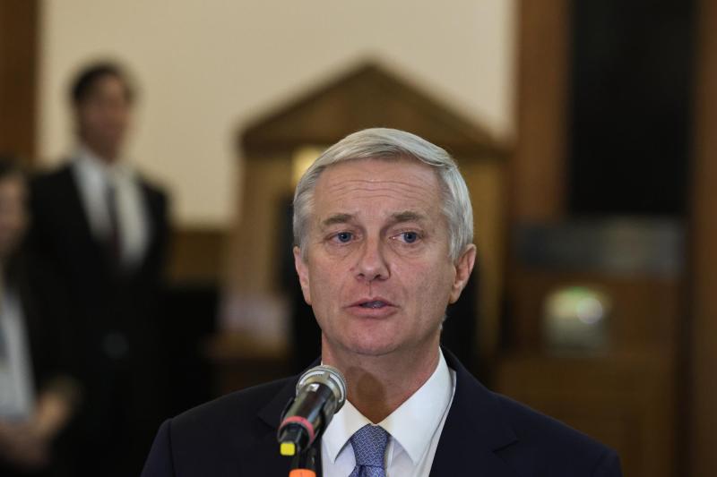 Aton- Kast integraría a Felipe "Yeti" Costobal a la Secom