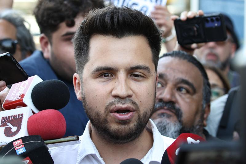 Aton - Gustavo Gatica