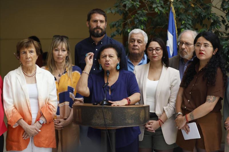 Aton- Diputados del PC, AH e independientes