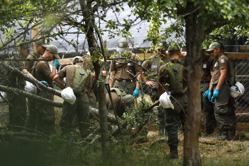 Aton - Carabineros continúa búsqueda de cuerpo de Julia Chuñil