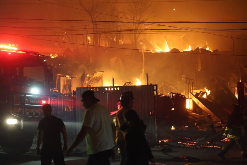 Incendio en Penco, hay llamados a evacuar múltiples sectores de la comuna - ATON