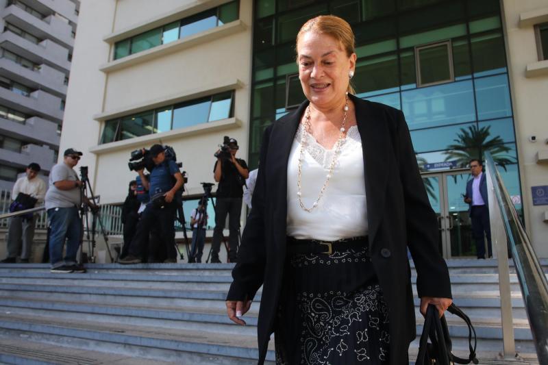 Ángela Vivanco - Aton