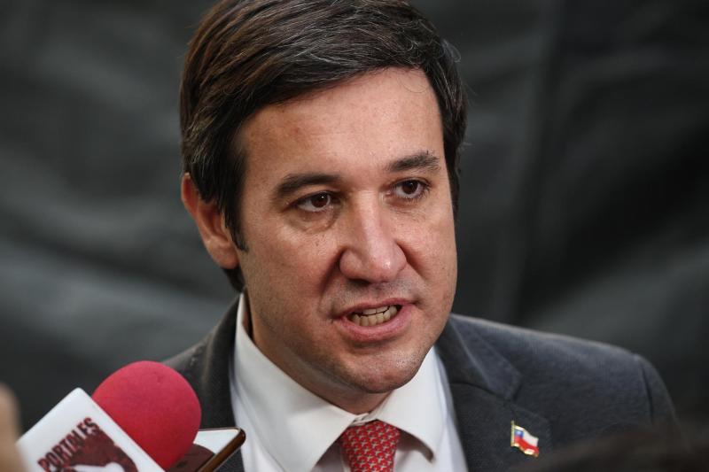 Aton- Presidente de la UDI