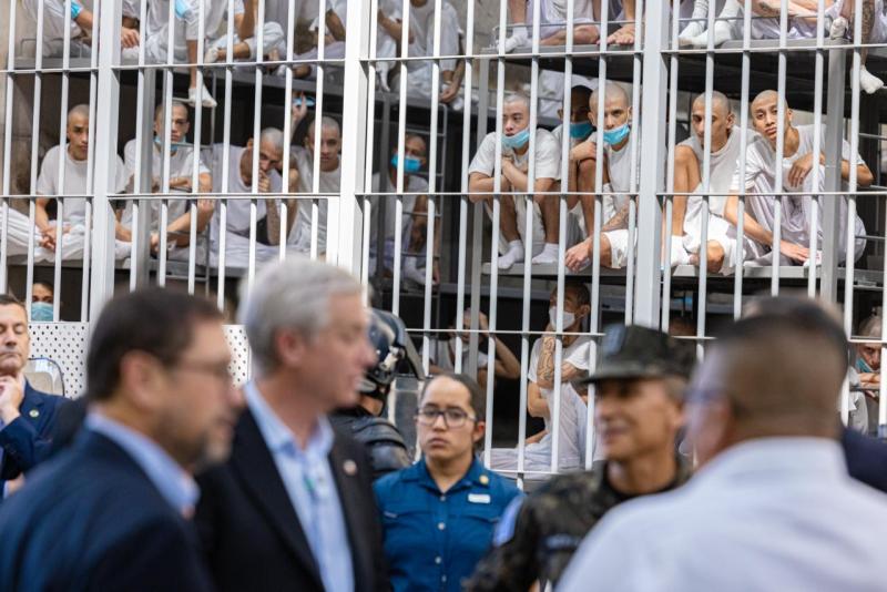 Kast visitó megacárcel de Bukele en El Salvador - T13