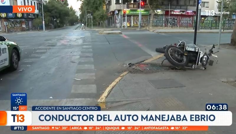 T13 - Conductor chocó a carabinero en moto