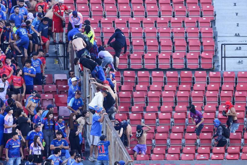 Incidentes en el Estadio Nacional - Photosport