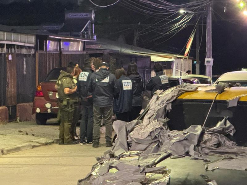 Ataque armado contra tres hombres en Estación Central deja un fallecido, un herido grave y otro en riesgo vital