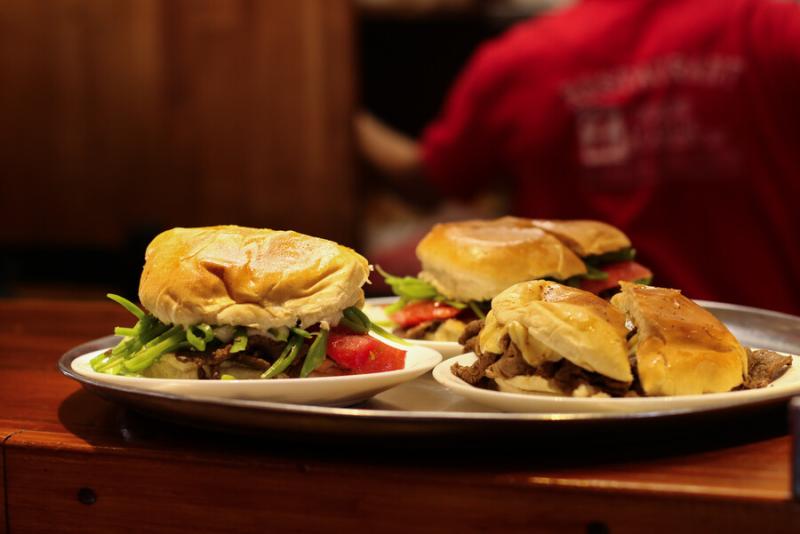 Agencia Uno - Proyecto de "nutrición a la carta" para ver cuántas calorías tiene cada alimento