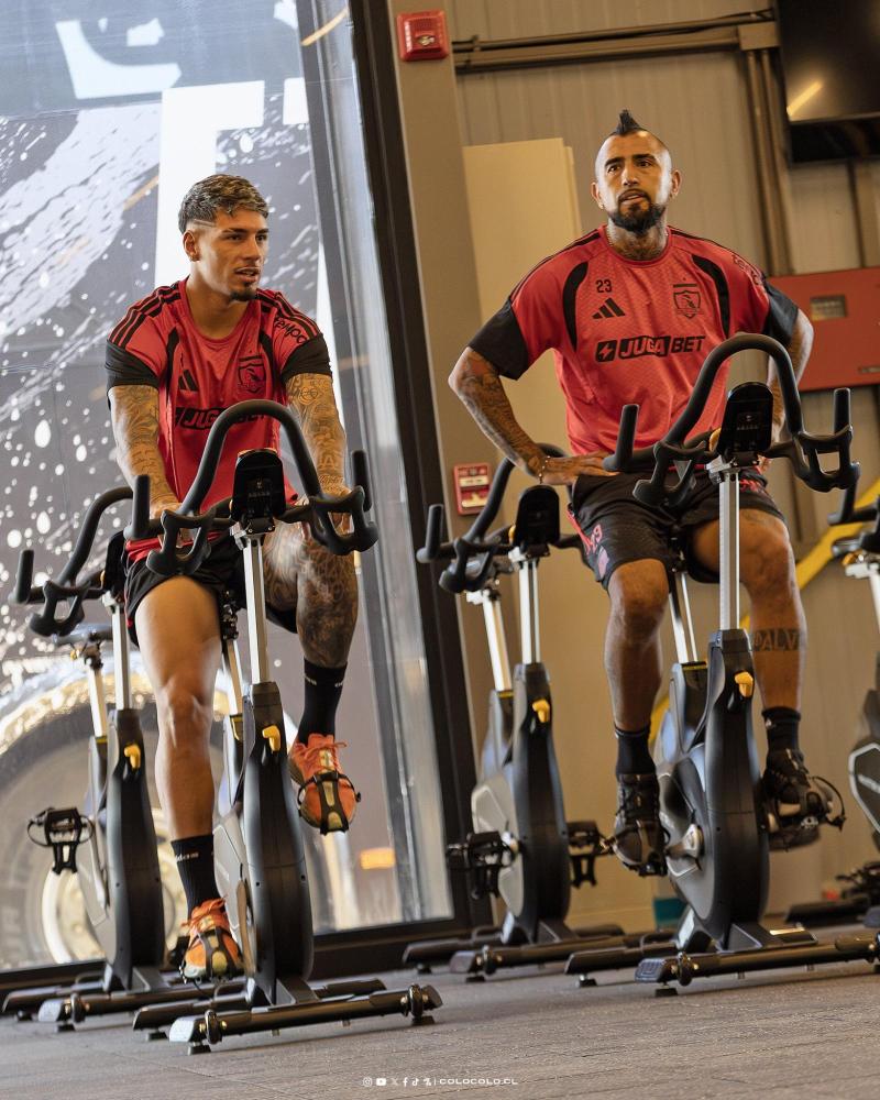 El jugador "declarado en rebeldía" que pide salida de Colo-Colo - Colo-Colo