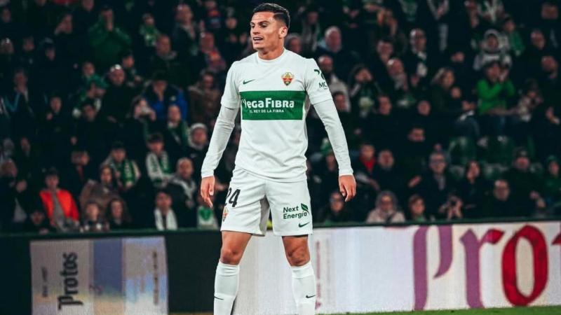 Instagram @Elchecf - El debut de Lucas Cepeda en el Elche