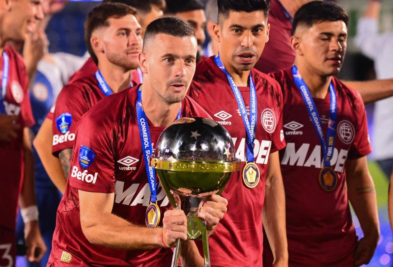 Lanús va por la épica ante Flamengo en la Recopa - AFP