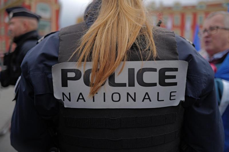AFP - Impactante caso en Francia: acusan a diez hombres de drogar y violar a un menor de 5 años