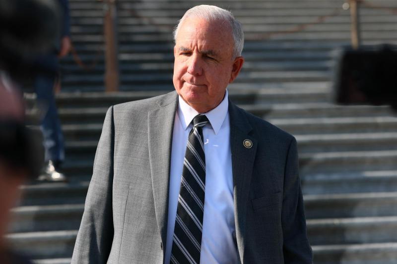 AFP - El congresista Carlos Giménez tuvo duras críticas para el gobierno de Gabriel Boric por el anuncio de ayuda humanitaria a Cuba