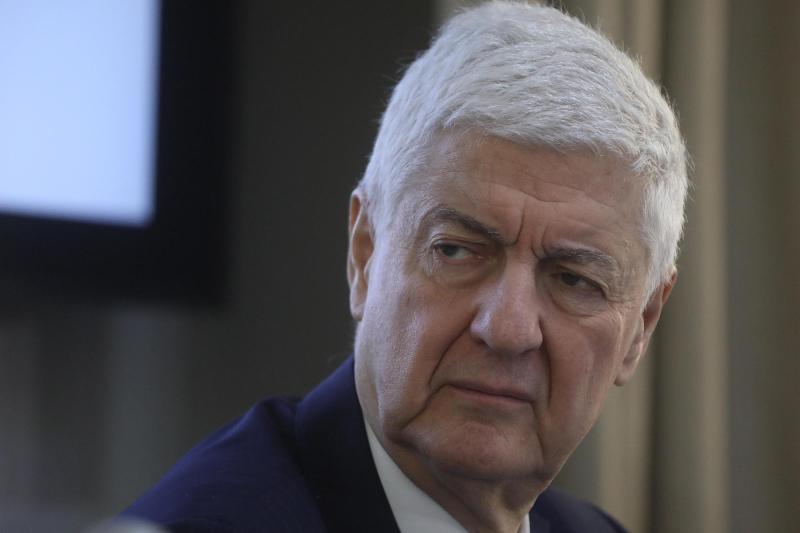 Oficialismo responde a arremetida del exdirector del SII - Agencia Uno