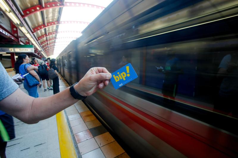 Agencia Uno - ¿Desaparece la tarjeta Bip!?