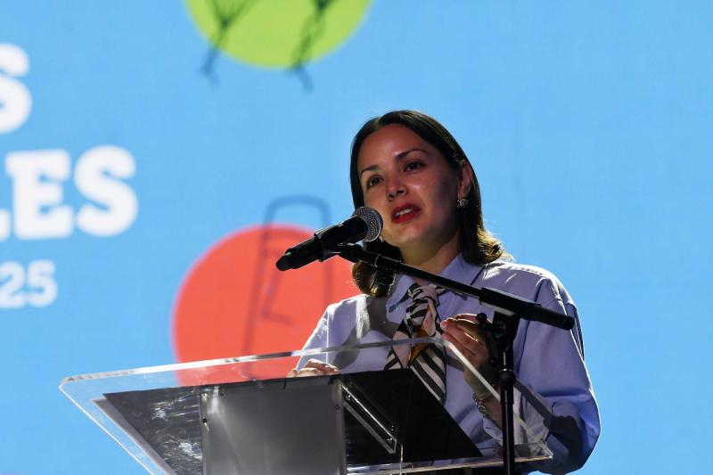 Festival Excéntrico: Las críticas contra la ministra Arredondo - Agencia Uno