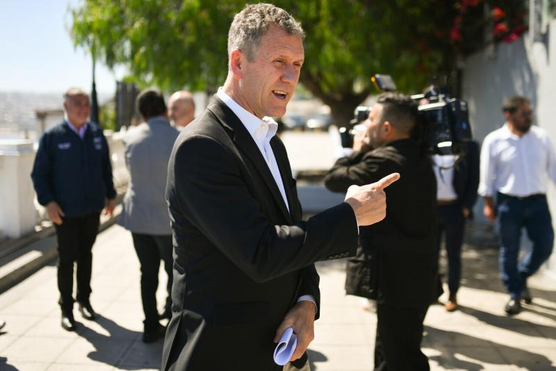 Agencia Uno - El ministro de Transportes, Juan Carlos Muñoz, es uno de los funcionarios chilenos a los que les cancelaron visas