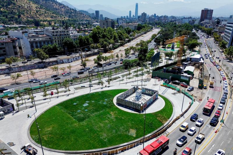 Agencia Uno - Estatua a Baquedano