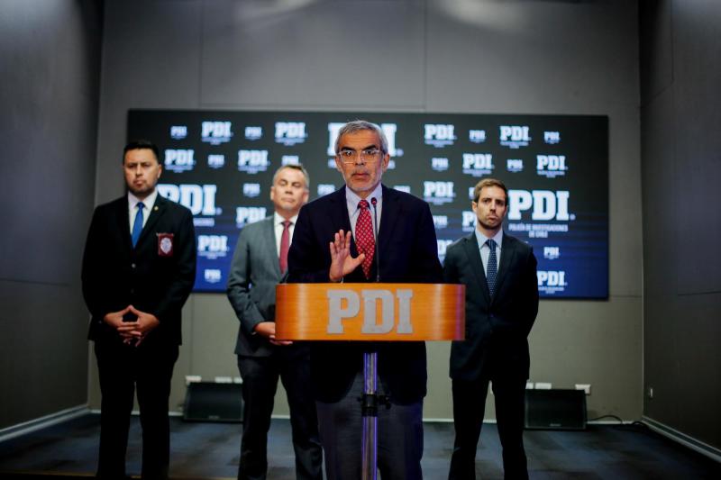 T13 - Patentes y lavado de activos: Ministro Cordero revela motivos de amenazas de muerte contra alcaldesa de Lo Espejo | Referencial - Agencia UNO